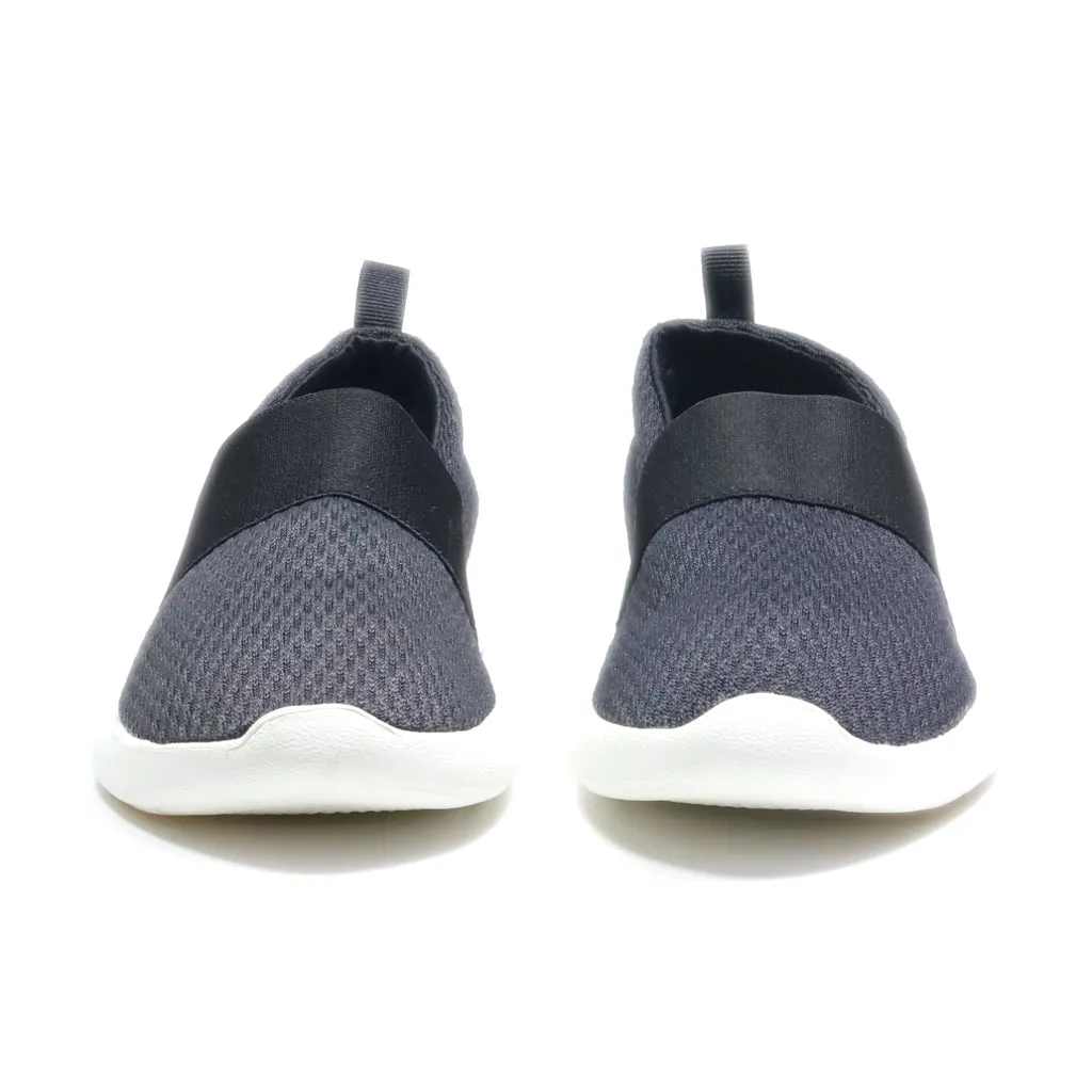 Crocs Literide Sport Shoes Fabric Grey Colour For Kids
