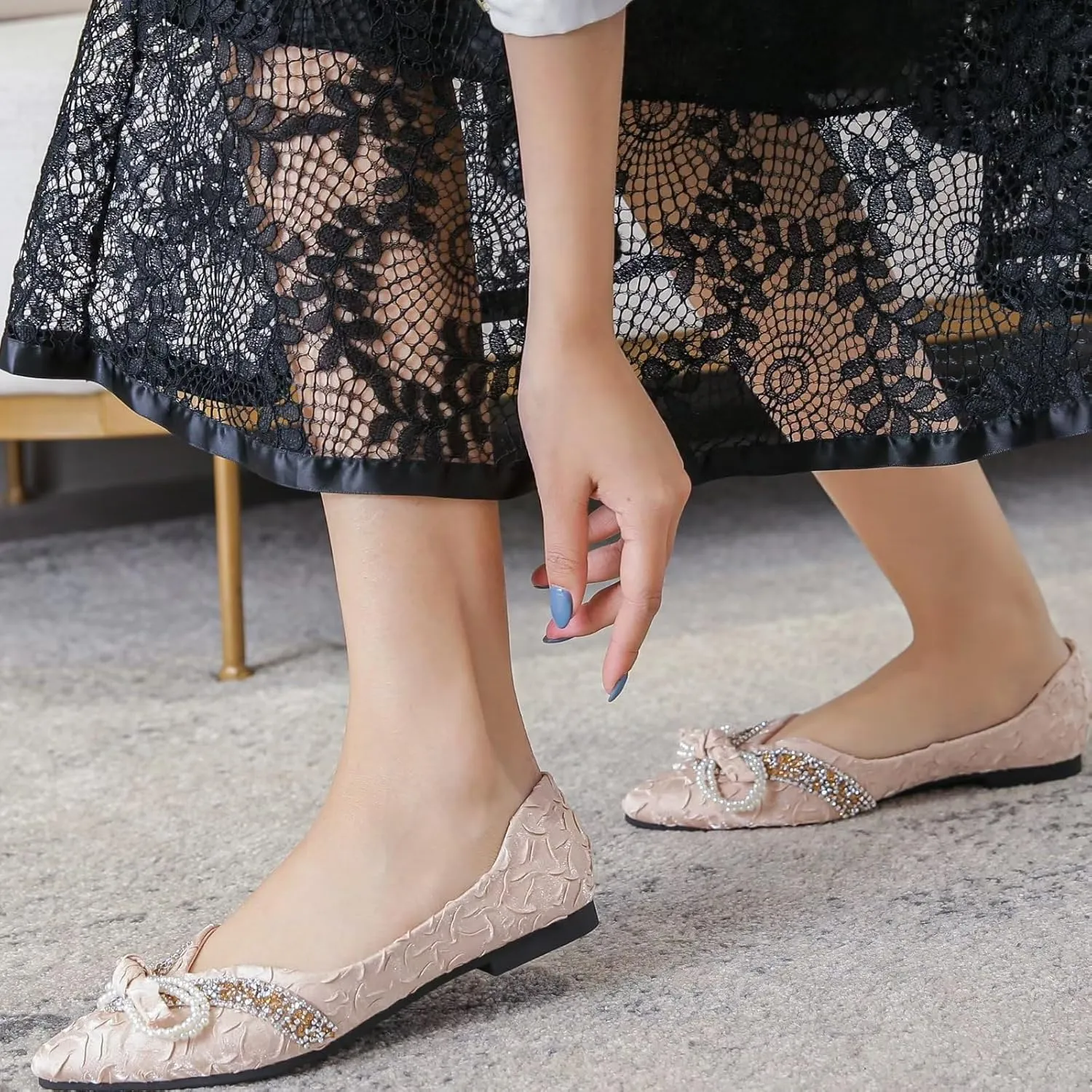 INEELUYI Women's Simple Elegant Style Pointy Toe Bow Dress Ballet Flats Comfortable Anti-Slip Walking Loafers